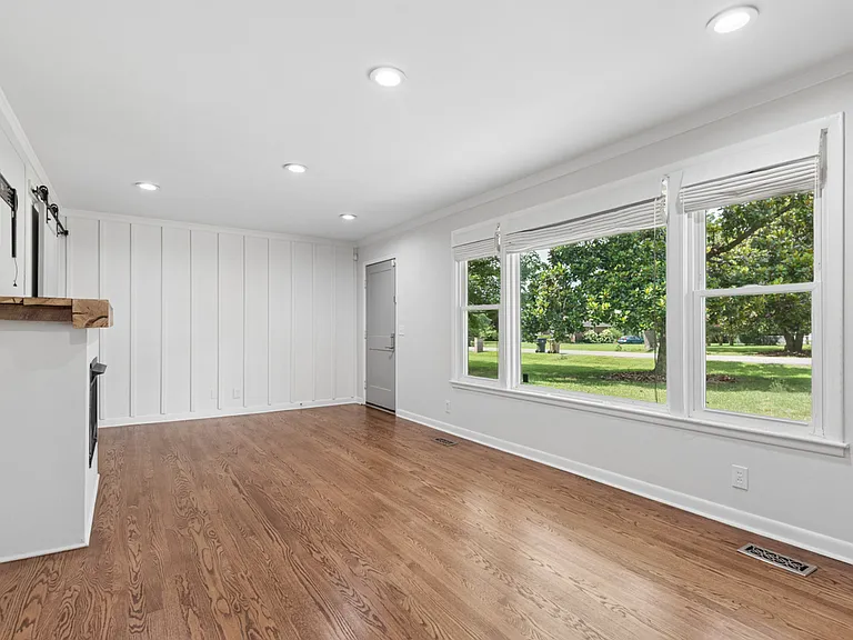 5004 Danby Dr — Photo 10