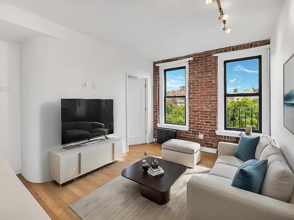 1st image of 259 E Broadway APT 4B