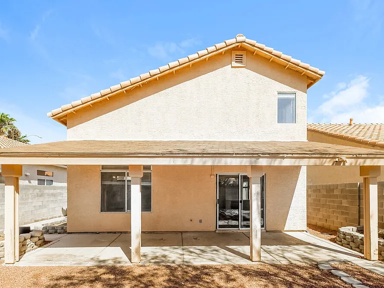 1915 Casa Verde Dr — Photo 17
