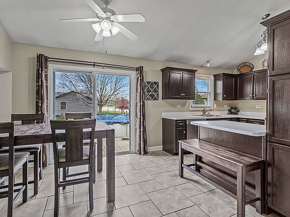 4th image of 6903 Lewis Clark Dr