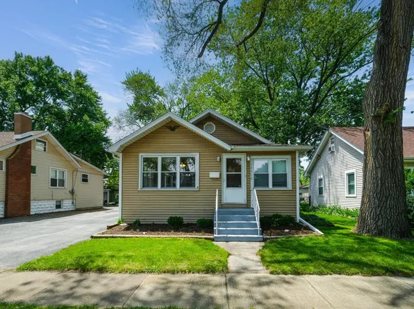 14510 Sawyer Ave, Midlothian, IL 60445