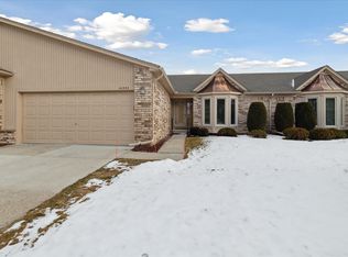 41224 Whispering Oaks Dr, Clinton Township, MI 48038