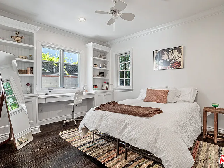 4537 Agnes Ave — Photo 24