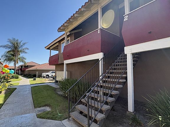 5th image of 1551 W Rialto Ave #G2