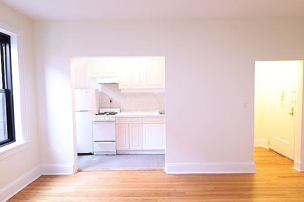 1st image of 132-70 Sanford Ave #6GG