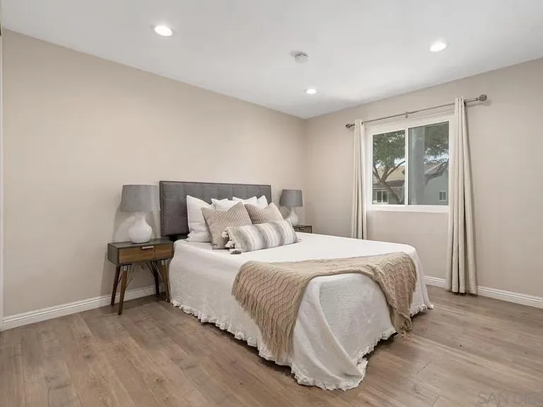 7866 Camino Huerta — Photo 10
