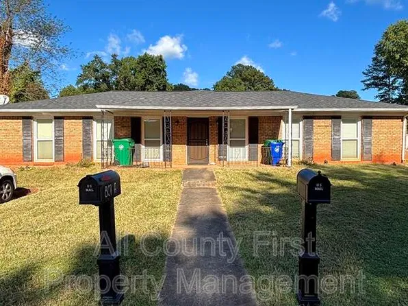 801A Sheppard Way #B, Stone Mountain, GA 30083
