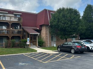 1855 Tall Oaks Dr UNIT 1310, Aurora, IL 60505