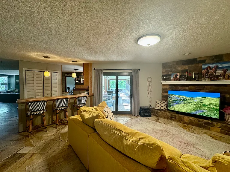 1626 Hollingsworth Crk — Photo 23