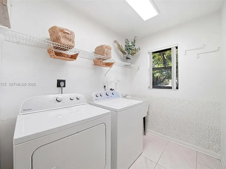 11008 Boca Woods Ln — Photo 33