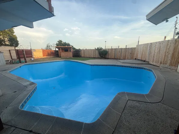 5465 Dorothy Dr, San Diego, CA 92115