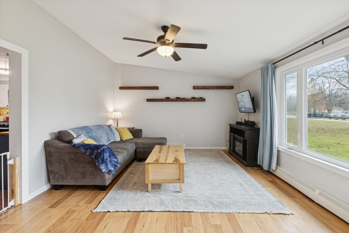 next background image