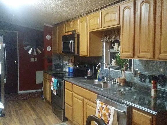 4th image of 23635 NW Falcon Ave