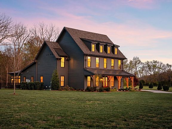 3rd image of 6904 Farm Path Ln