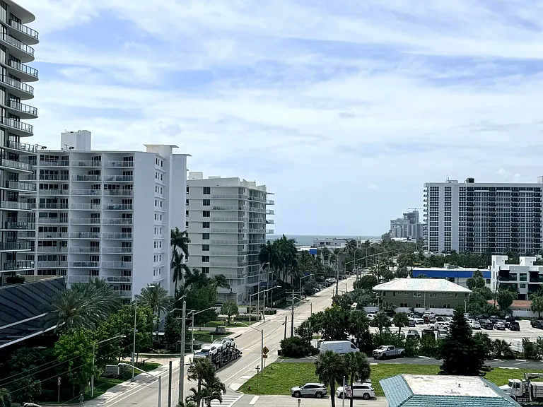 801 N Ocean Blvd #802 — Photo 29
