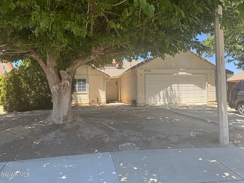 1st image of 44111 Acacia St