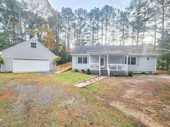 3202 Black Drum Ln, Machipongo, VA 23405
