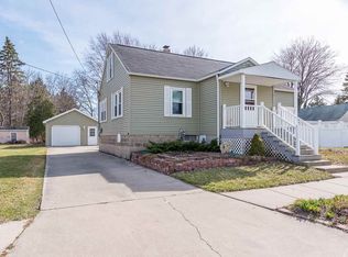 205 Macomber Ave, Auburn, MI 48611