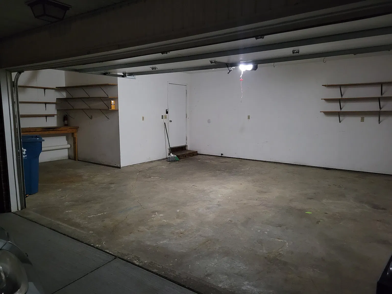 3 bed, 1700 sqft, $2,400 — Photo 2