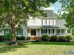 15618 Fox Cove Cir, Moseley, VA 23120