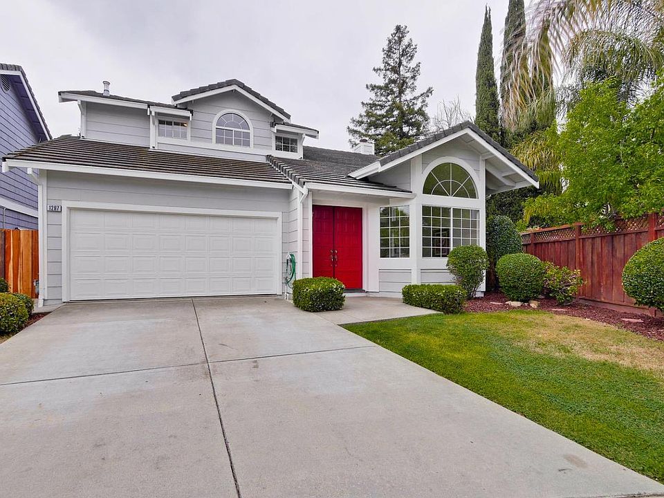 1st image of 1297 Littleton Dr