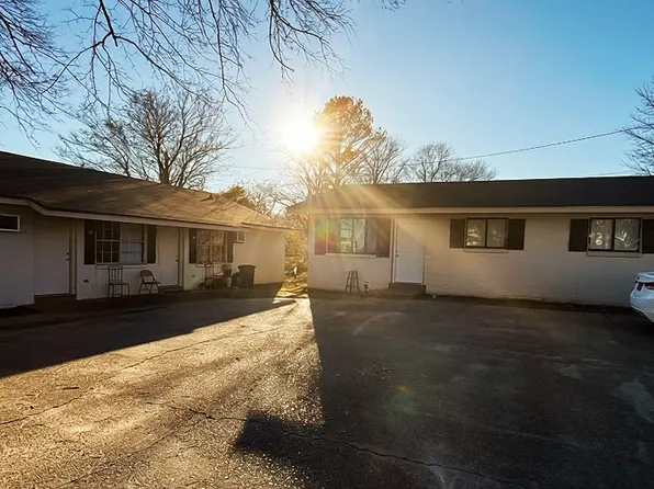 2112 14th Ave N #A, Columbus, MS 39701