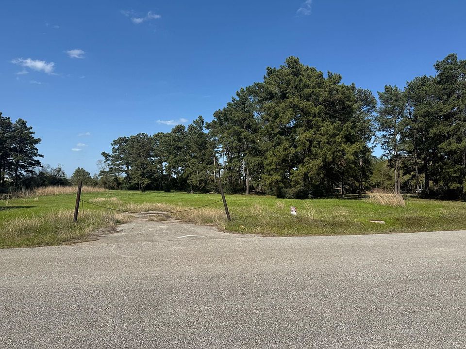 1st image of 803 Lizzie Ln
