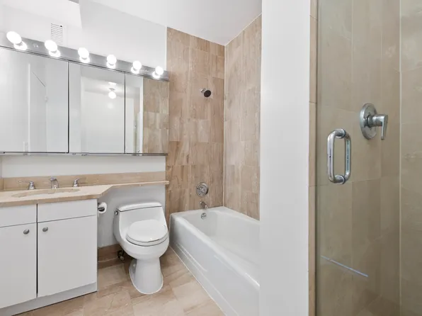 2000 Broadway image 8 of 20