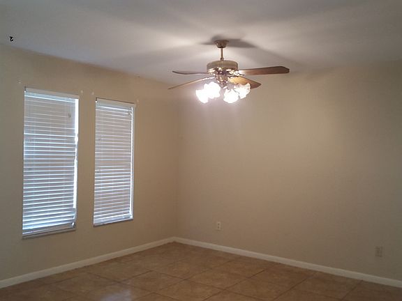 2nd image of 116 SE 17th St