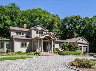 406 Roxbury Rd, Southbury, CT 06488