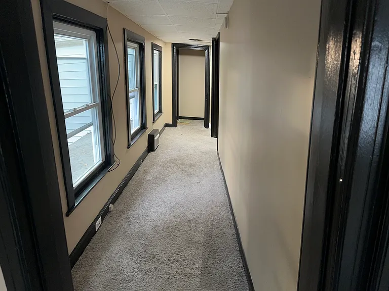 31 W Green St — Photo 26