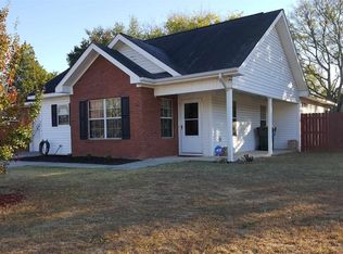 103 Oakridge Dr, Warner Robins, GA 31093