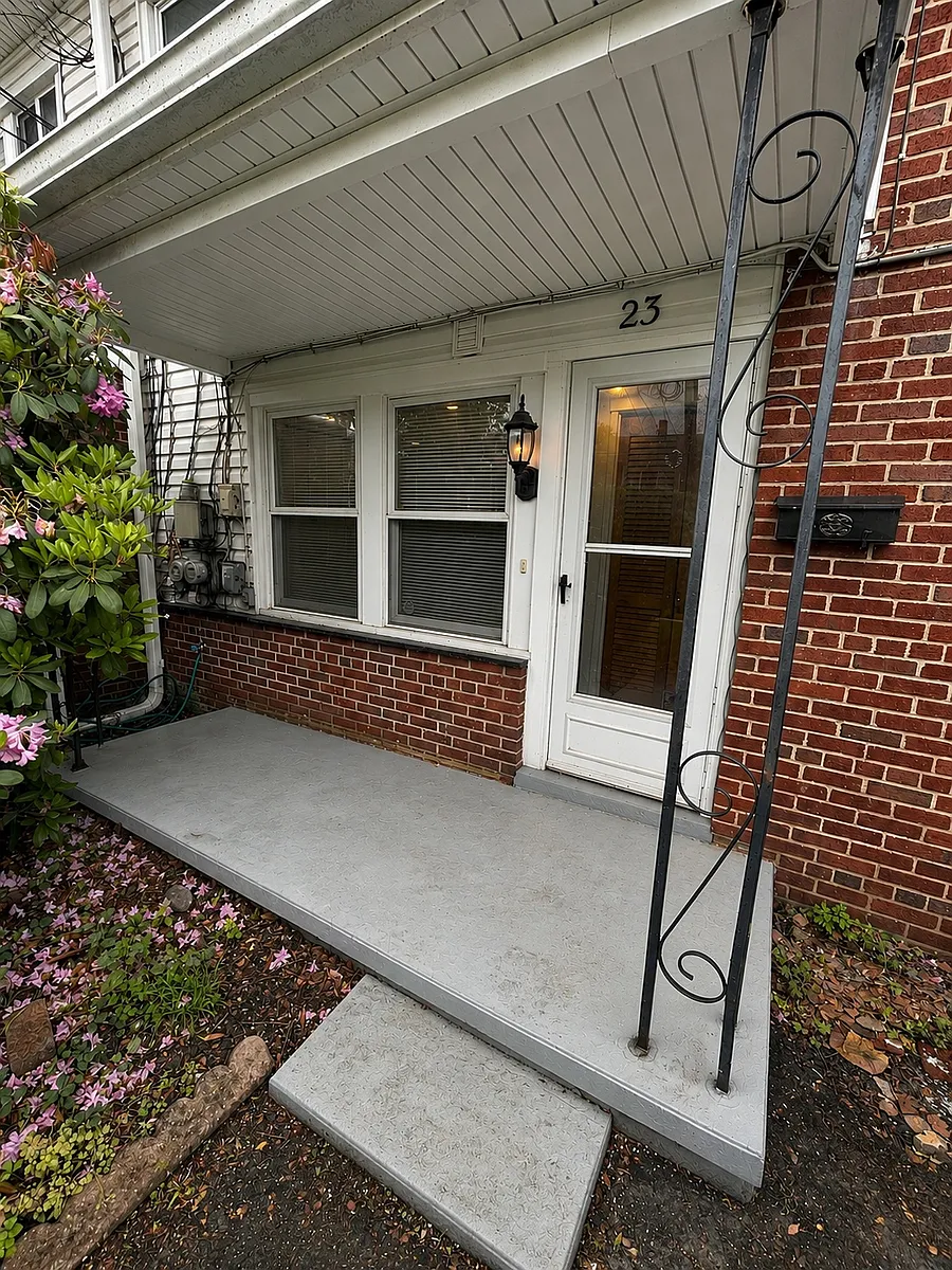 Building Photo - 23 Johnson Ave