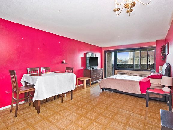 3rd image of 333 Pearl St APT 15J
