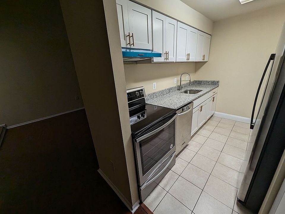 1st image of 415 Christopher Ave APT 31