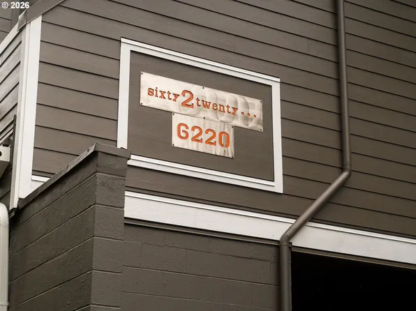 6220 SW Capitol Hwy APT 7, Portland, OR 97239