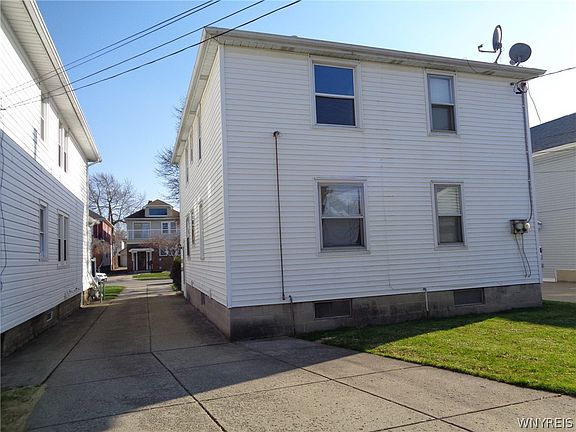 3rd image of 111 Tulane Rd