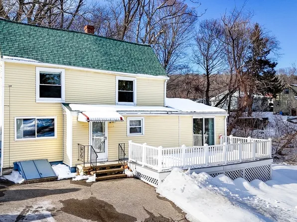 21 Prescott Ave, Haverhill, MA 01832