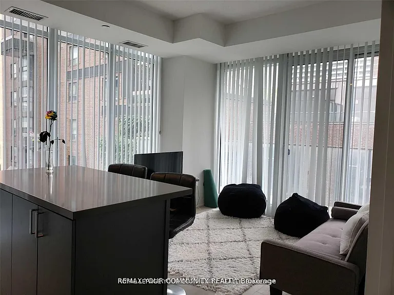 50 Wellesley St E #502 — Photo 6