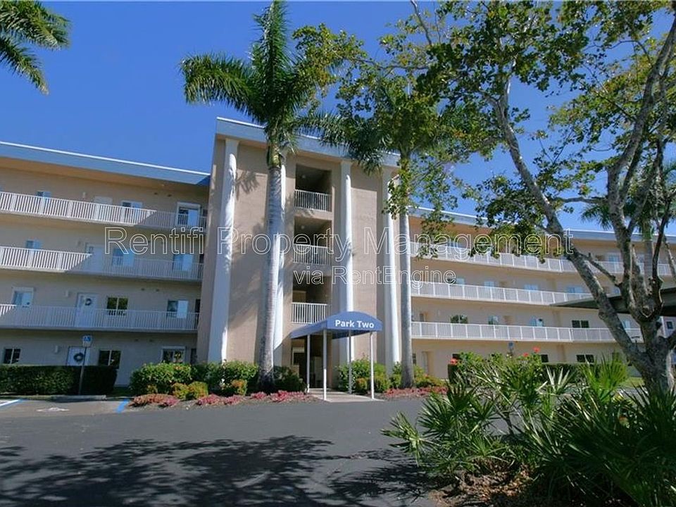 1st image of 14931 Park Lake Dr APT 212