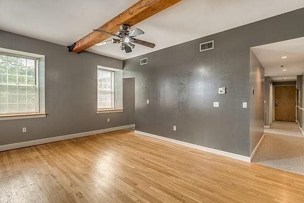 1st image of 7 S Stone Mill Dr APT 523