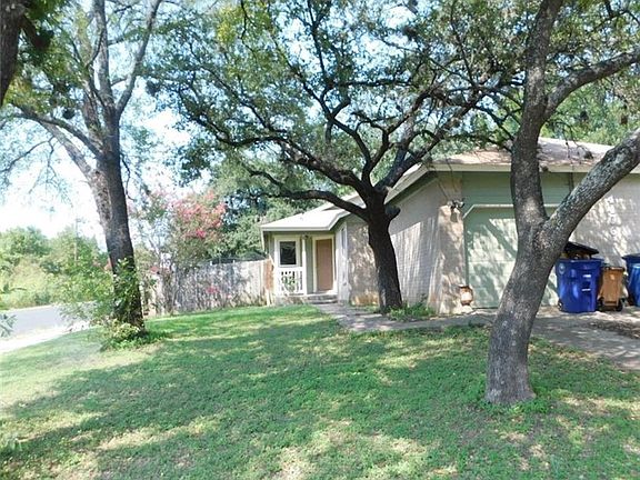 2nd image of 4406 Limewood Ct #B