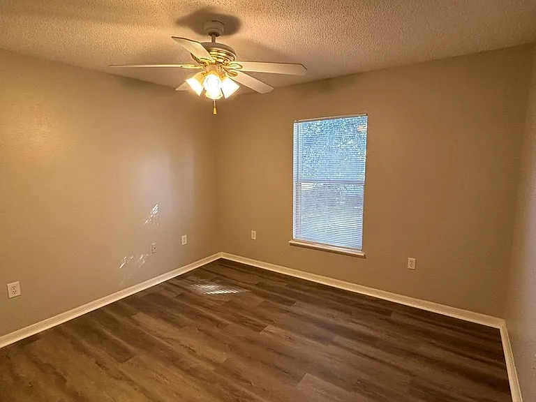 1613 Sail Dr — Photo 11