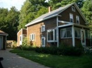 28 Melrose Ave, Haverhill, MA 01830