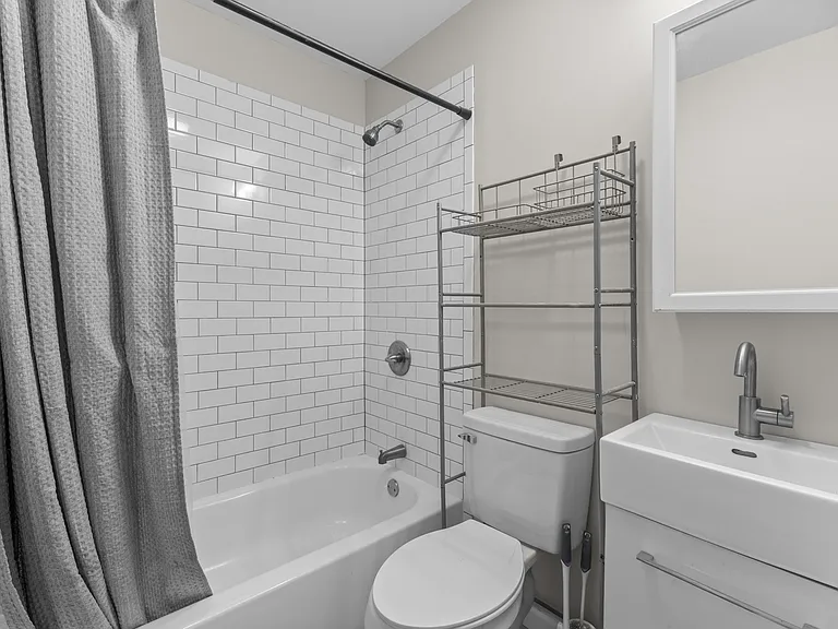 1369 City Park Ave — Photo 11