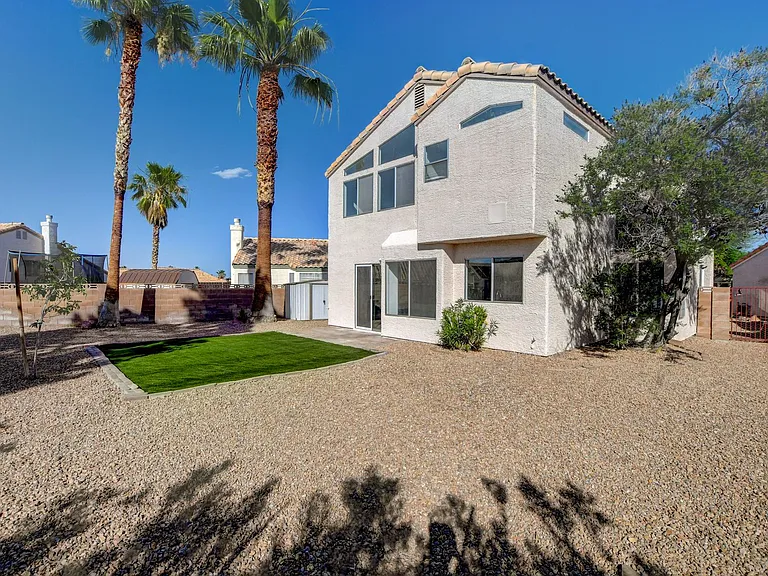 8005 Vision St — Photo 49