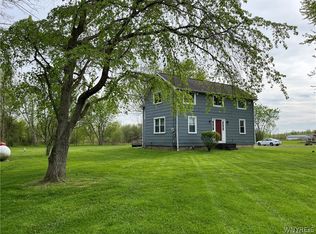 5234 Feigle Rd, Lockport, NY 14094