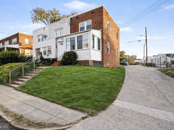 3334 10th Pl SE, Washington, DC 20032