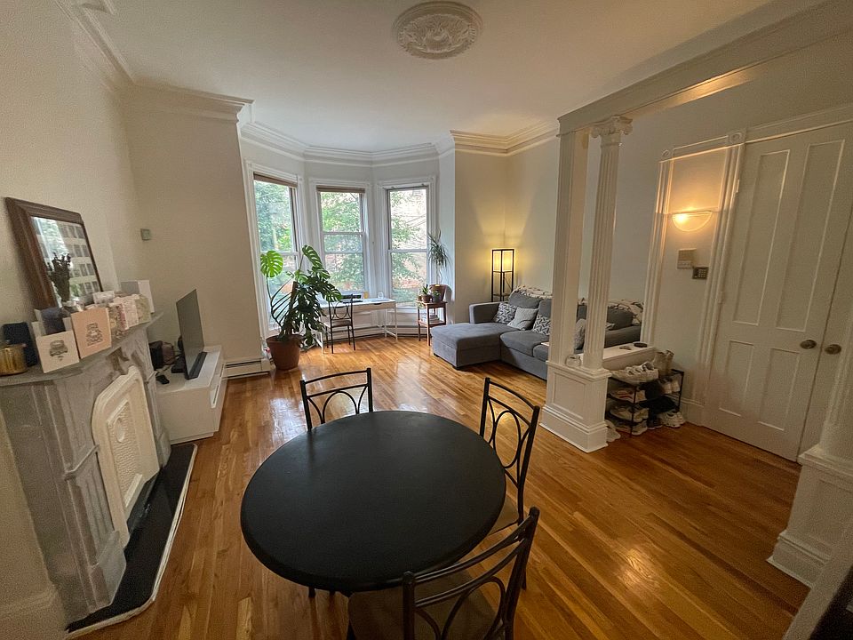 Dining Area/Living Room