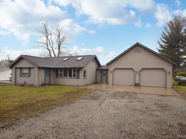 269 N Main St, Carsonville, MI 48419